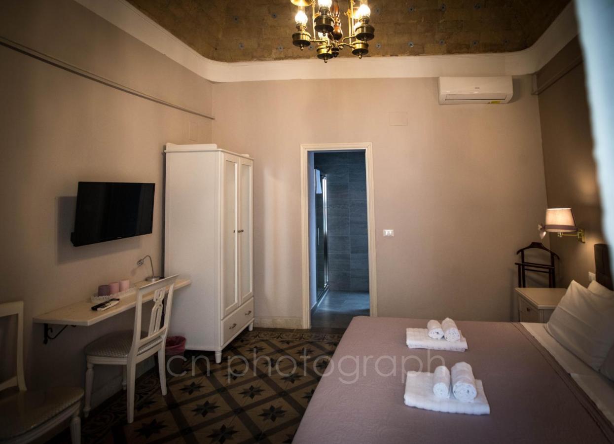 La Dimora Del Falconiere - Luxury Suites Sulmona Exterior foto